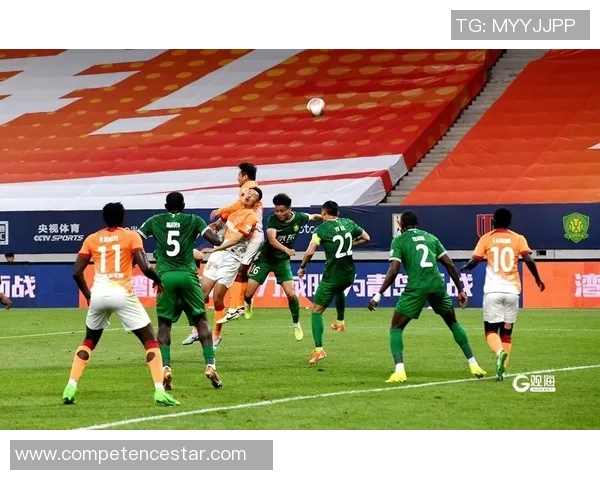 广州恒大主场迎战青岛海牛全力争胜展现球队实力与斗志